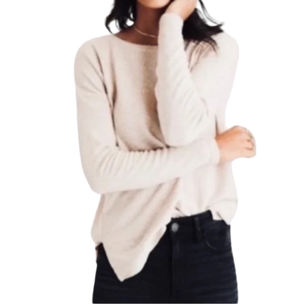 Super Soft - American Eagle Beige Soft & Sexy Plush Sweater Medium